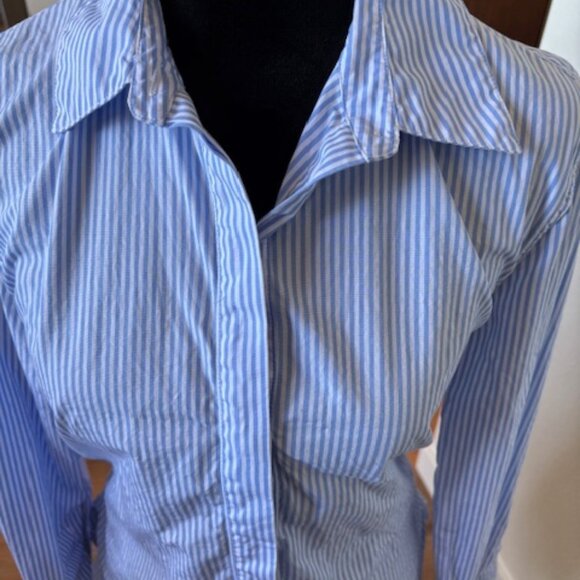 Rag and Bone EUC Womens Button Up Blue Pinstriped Shirt Front or Back Tie Med - Picture 3 of 6